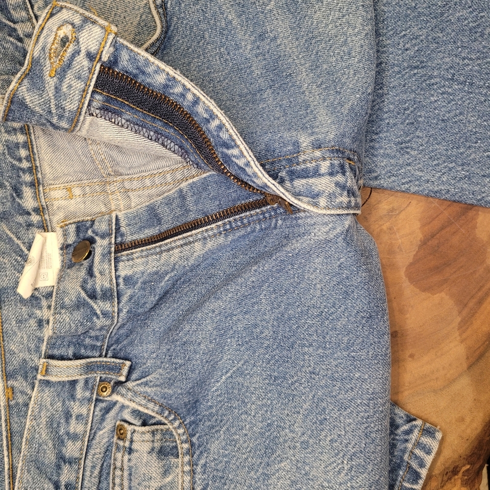 Carhartt Jeans - Picture 7 of 8